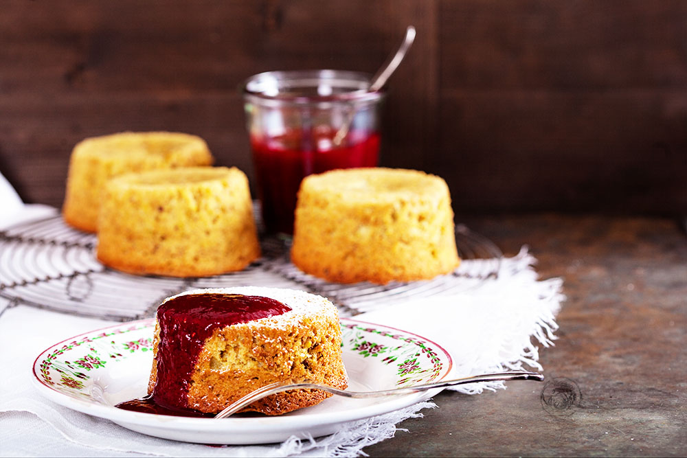 Pistazienkuchen Mit Himbeersoße